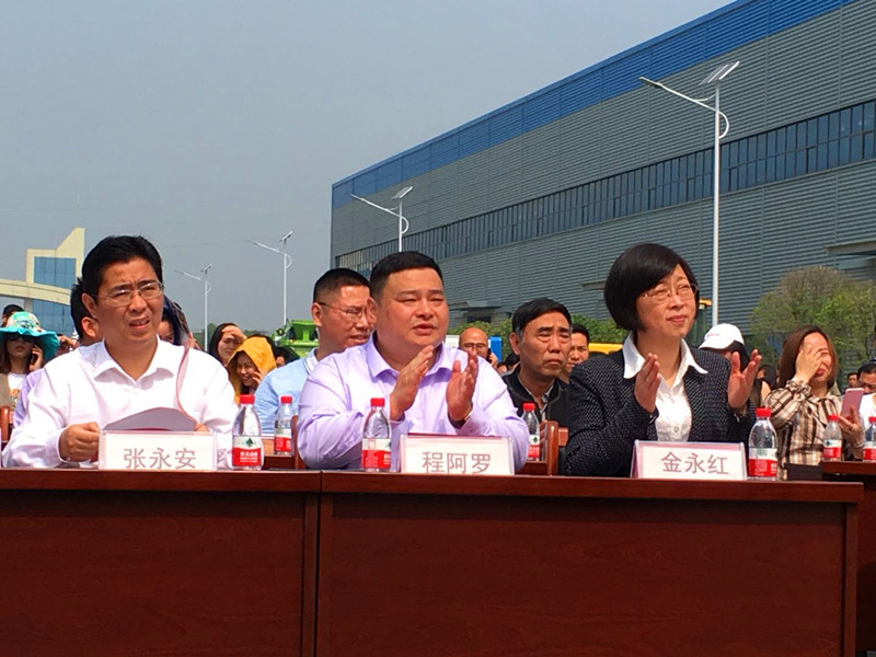 程力重工乘風(fēng)啟航,中國(guó)專用汽車高端制業(yè)再添主力軍----程力重工產(chǎn)業(yè)園一期全面投產(chǎn)二期建設(shè)正式開工